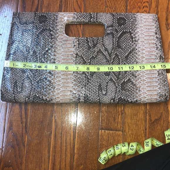 Faux snakeskin clutches! - Picture 6 of 8